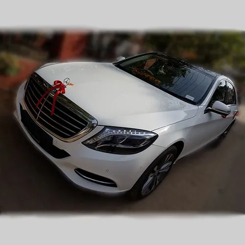 Luxury Car Hire for Corporate Meeting